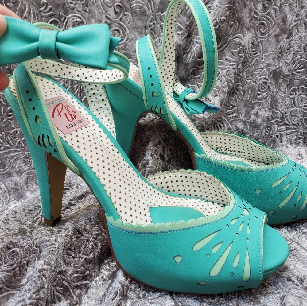 Pin Up Couture Bettie -01 Teal US 9